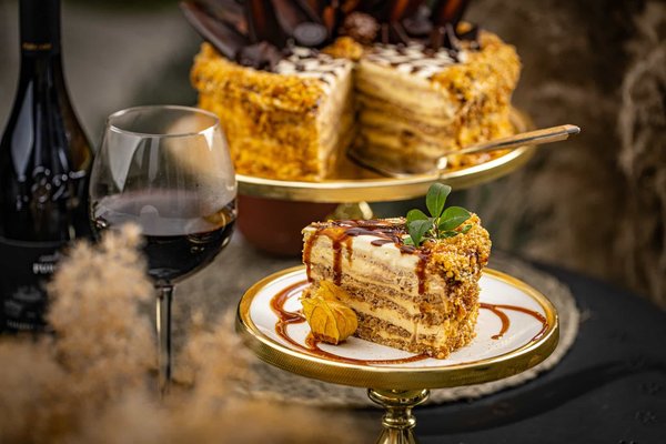 Comment réussir un layering capillaire adapté aux cheveux bouclés ?